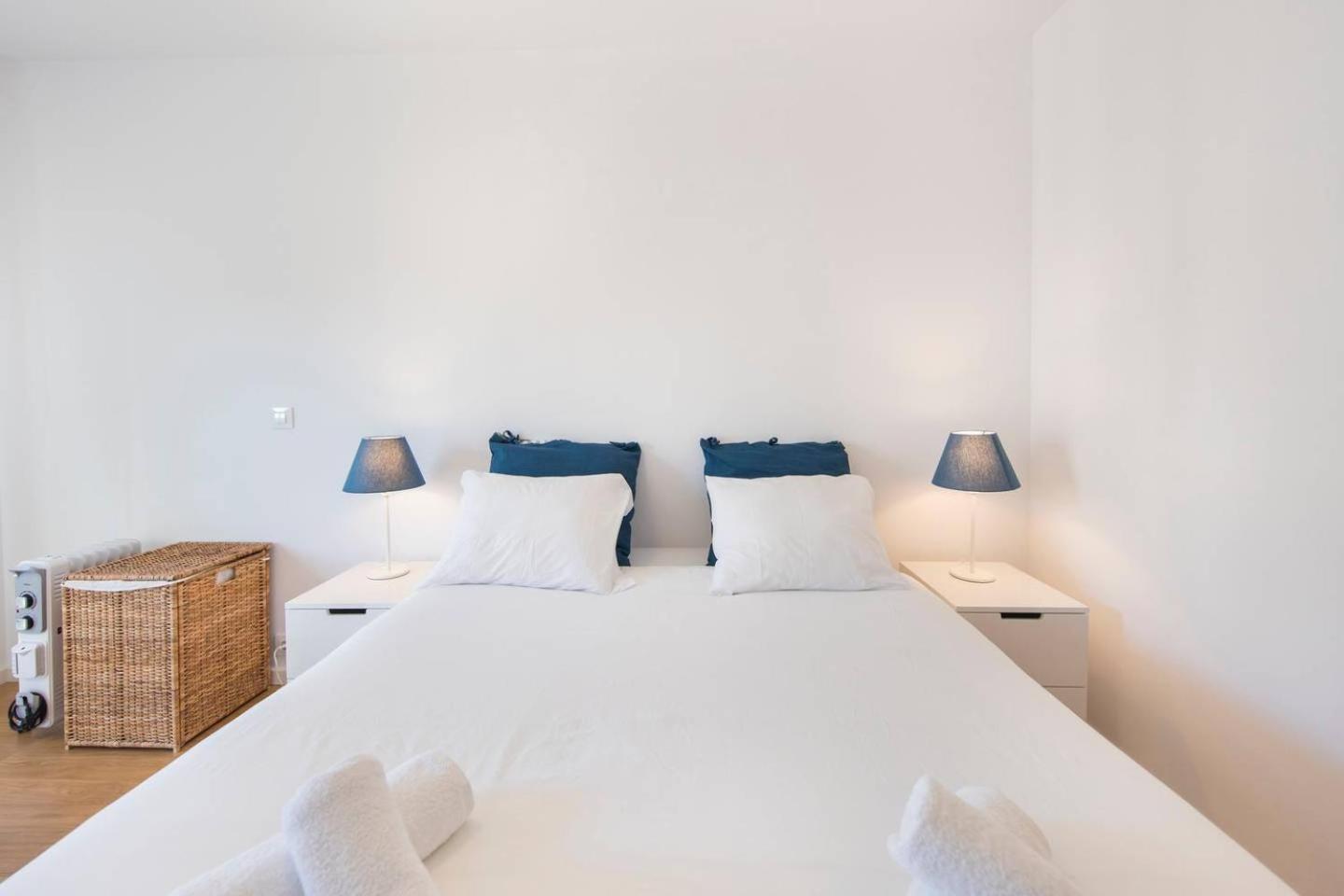 Comfortable Apartment In Campo Pequeno Lisbon Bagian luar foto
